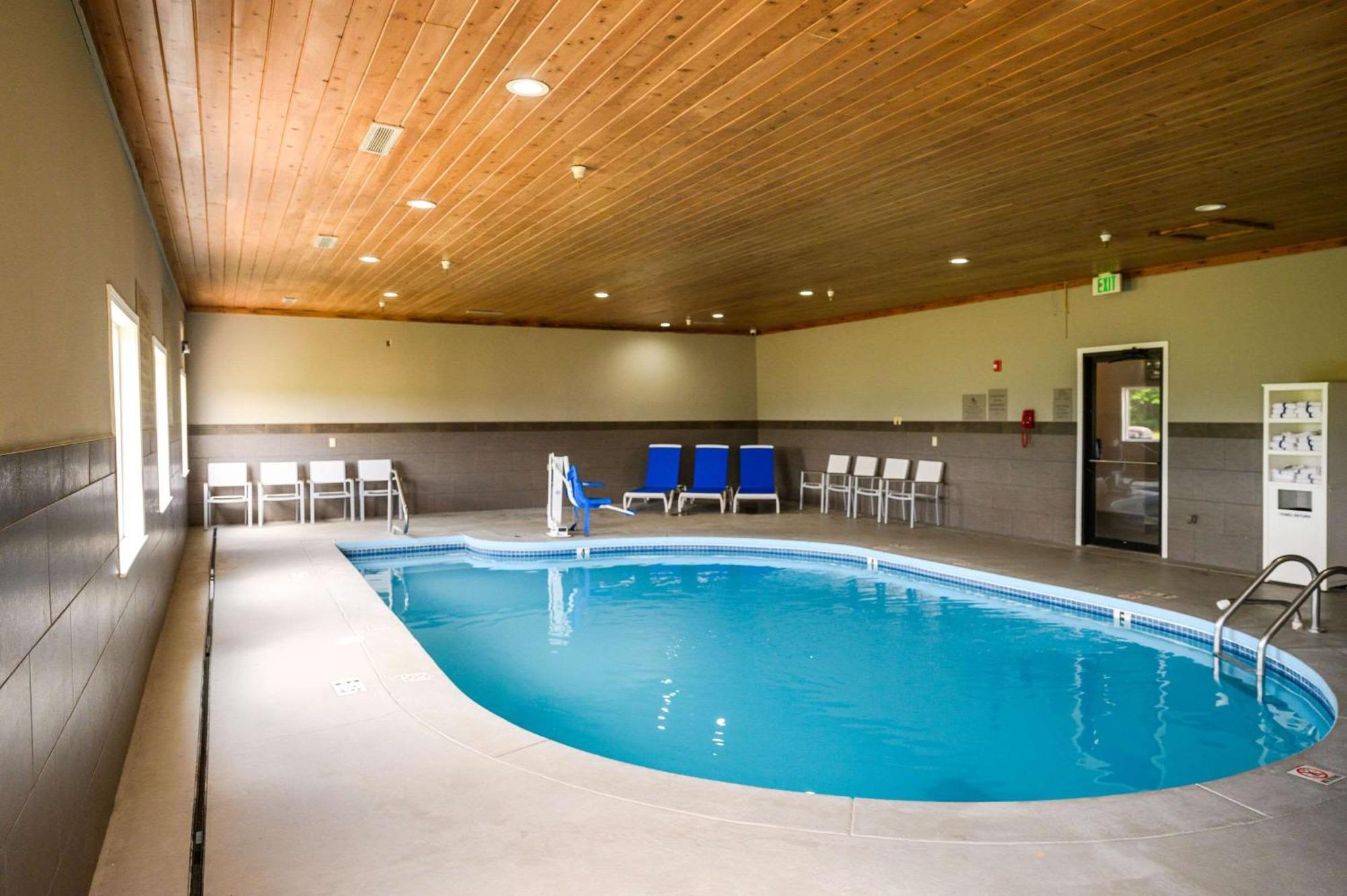 Country Inn & Suites By Radisson, Greenfield, In Esterno foto